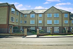 PHOTOS SHOW GENERAL VIEW OF RETIREMENT DEVELOPMENT- click for photo gallery